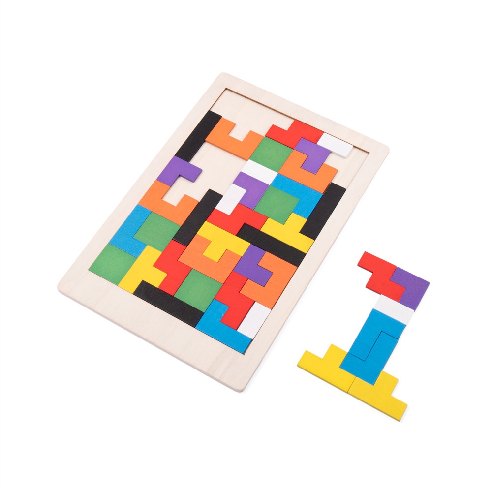 MOKI. Construction and interlocking game made of plywood
